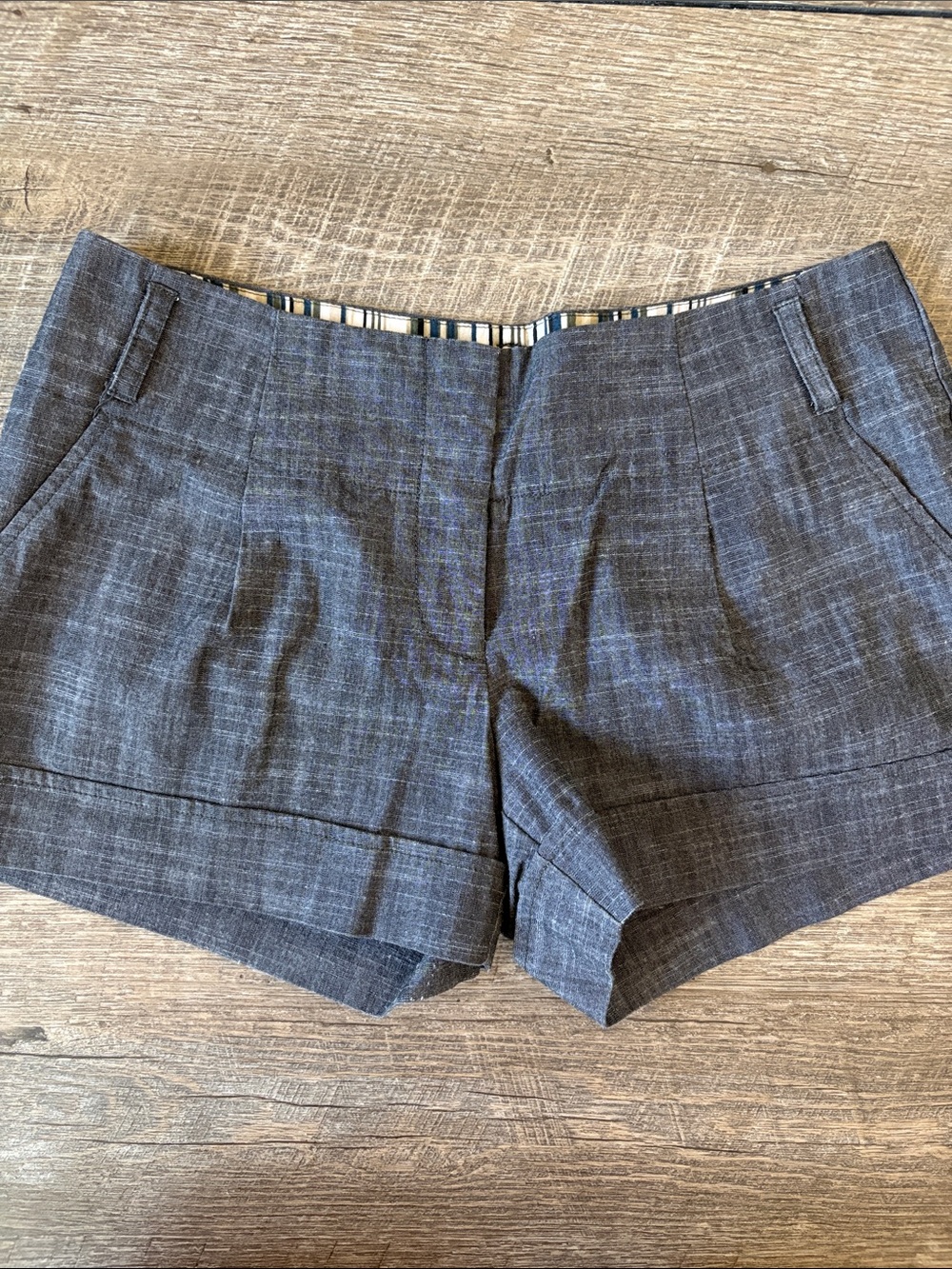Tailored Gray Linen-Blend Women's Shorts